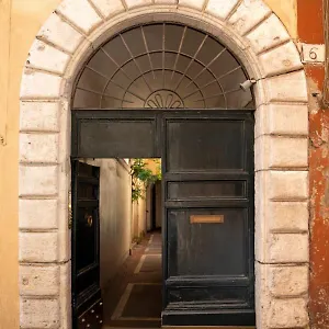 N - Space Modern Guestrooms Rome